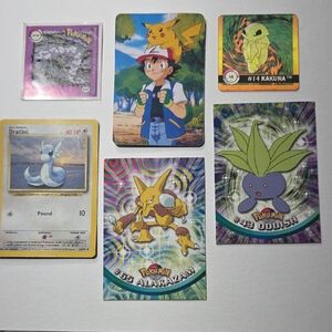 Pokemon 1999 Vintage Trading Card Collection